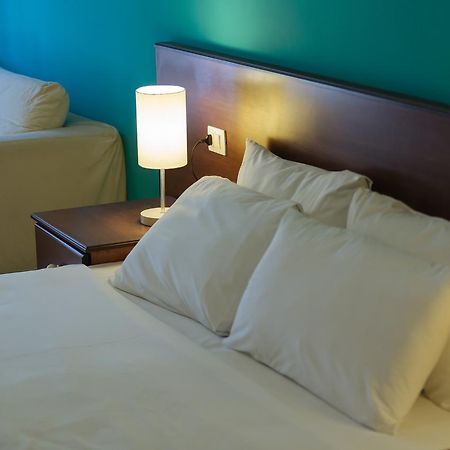 Akileda Hotel Durrës Extérieur photo