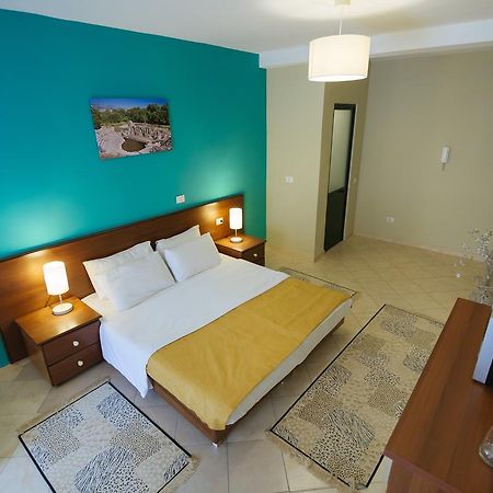 Akileda Hotel Durrës Extérieur photo