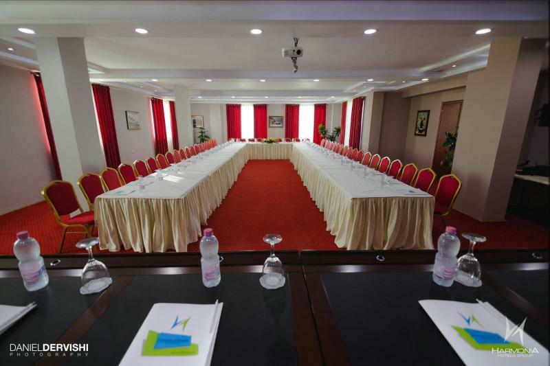 Akileda Hotel Durrës Extérieur photo