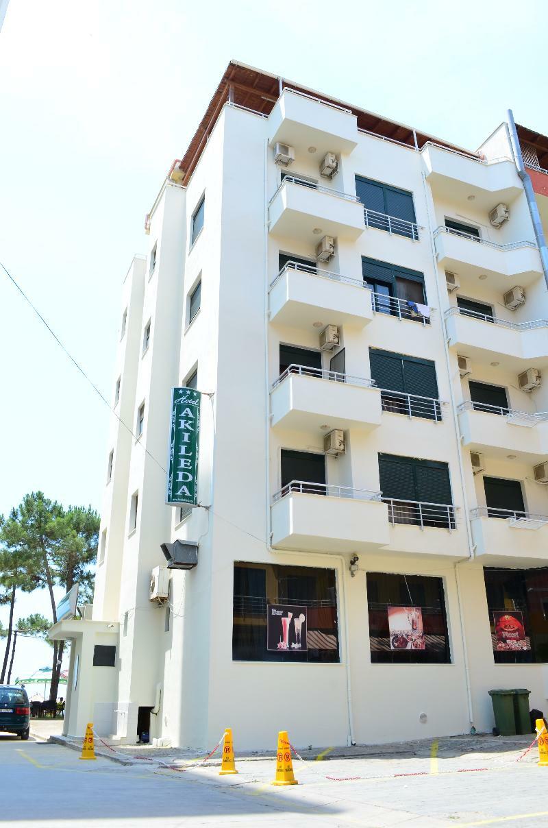 Akileda Hotel Durrës Extérieur photo